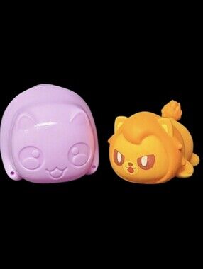 Aphmau Meemeows Mystery Squishy Collectible Toy Figure "Lion Cat"